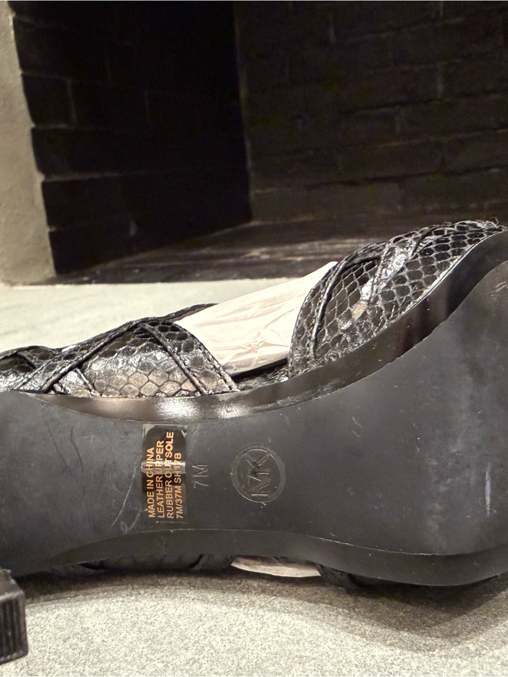 Black Leather Strappy Cage High Heels - Picture 5 of 5
